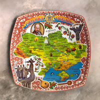 Quadratischer Teller 20cm Ukraine aus Keramik dekorative Sammlerkarte Suvenix UK-MT-051