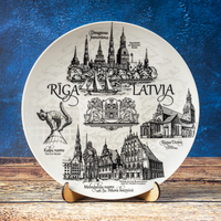 Talerz porcelanowy dekoracyjny na ścianę Ryga srebrny 20cm pamiątka LVA-MT-003