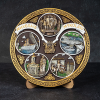 Teller 18cm Weihnachtsmann aus Keramik dekorativ handbemaltes Souvenir aus der Ukraine Suvenix NK-PT-001